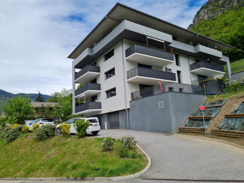 LA GRANDE ROCHE - SALINS-FONTAINE : AMENAGEMENTS PAYSAGERS