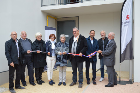 INAUGURATION DE L'HOTEL DE FRANCE ET L'EPURE À CHALLES-LES-EAUX