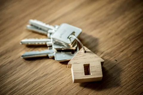 Acheter en BRS ou en PSLA : quelle solution choisir pour devenir propriétaire ?