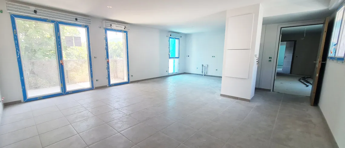 LE 239 - DERNIER T4 À SAISIR (avec garage et parking)