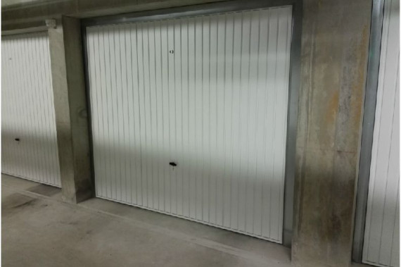 GARAGE A LOUER A BASSENS