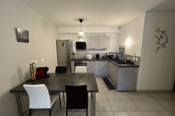 APPARTEMENT 2 PIECES - 53m² - BALCON - EXCELLENT ETAT 